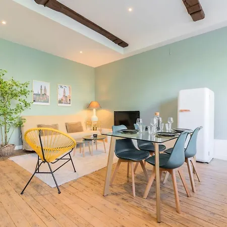 Vieux - With Character And Ideal Location ! 3pers Apartment